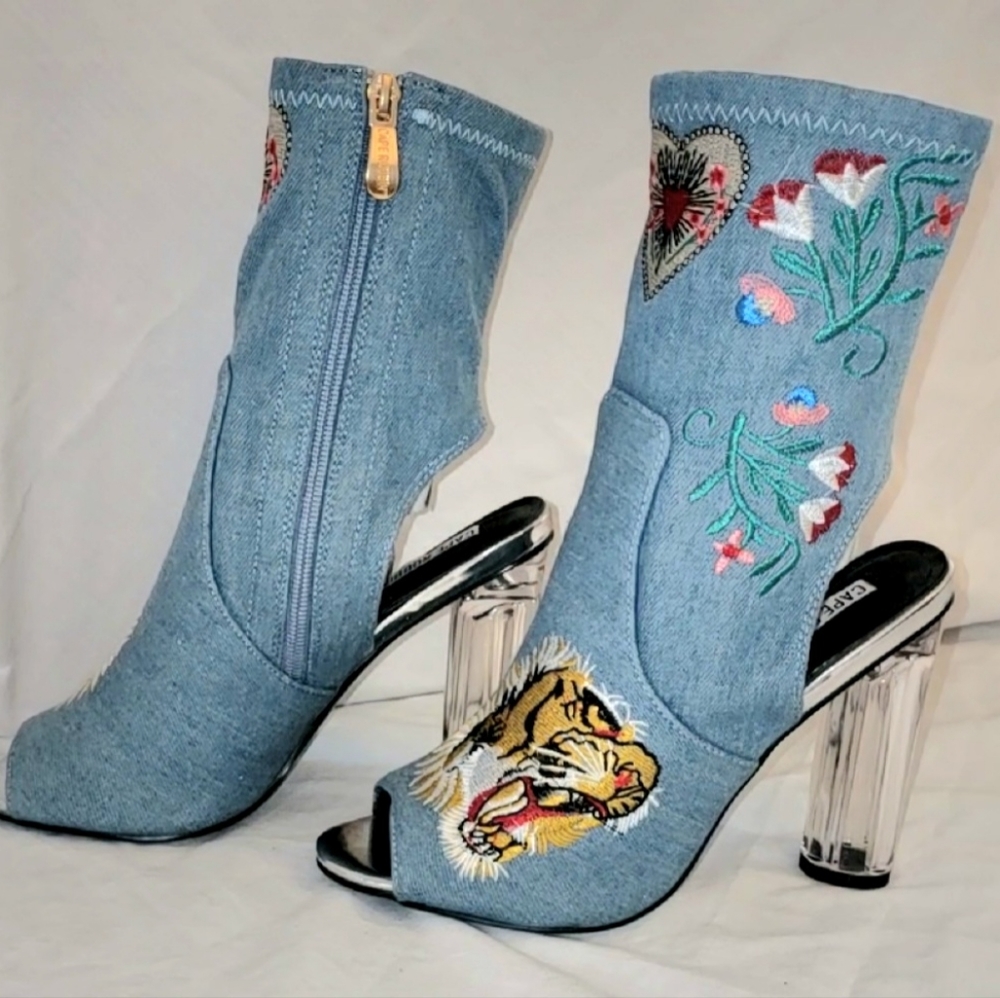 Cape Robbin Denim Embroidered Booties NEW (without box) Size 6.5